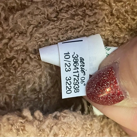 Aerie Fuzzy Cropped Marshmallow Tan Turtleneck Sweater Medium Soft Long Sleeve - Picture 8 of 11